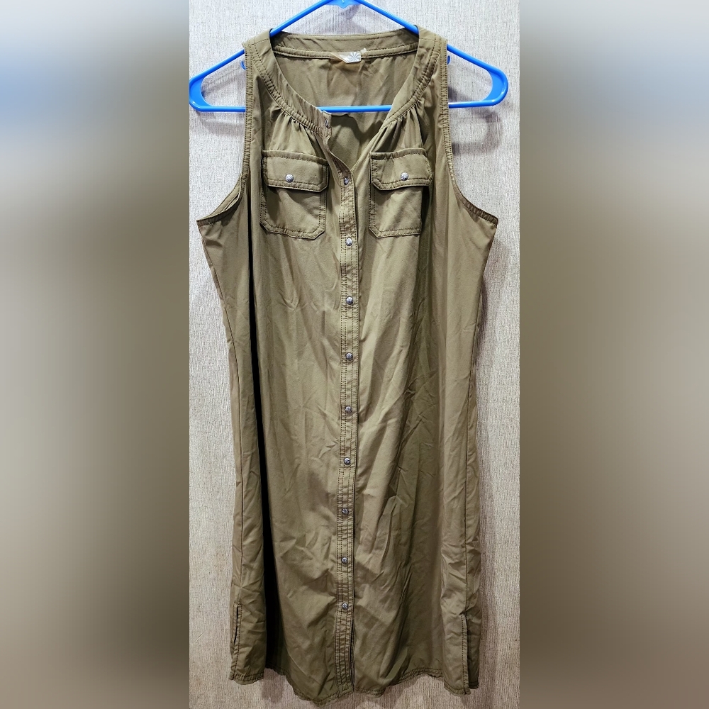 Athleta Sleeveless Button-Front Dress in Olive, Size 12